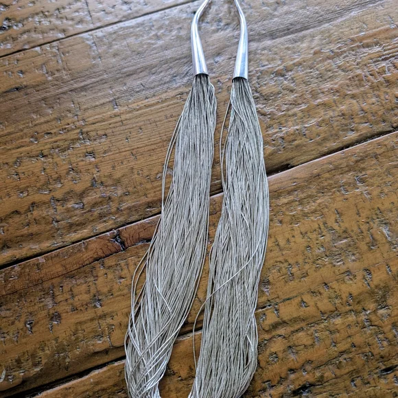 Vintage Navajo Sterling Silver 50 Strands Liquid Long Necklace. - Picture 3 of 7